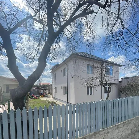 民宿 Casa Covrig 科斯蒂内什蒂